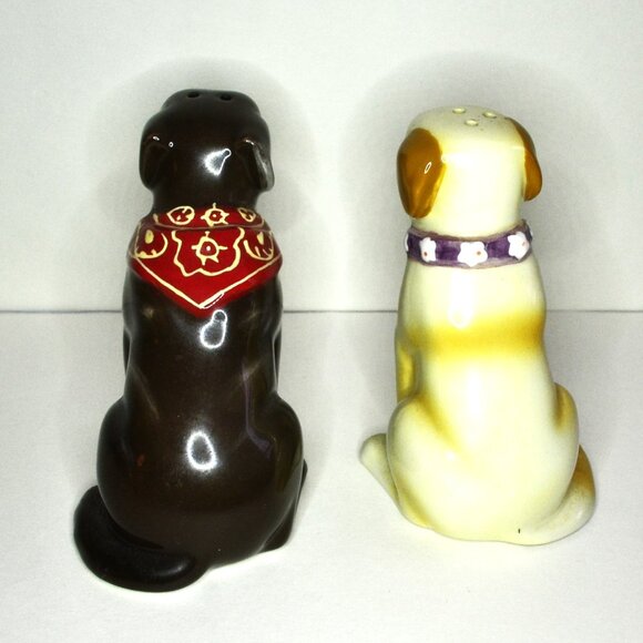 Adorable Kissing Dogs Ceramic Salt And Pepper Shakers Dining Accessories Pets - Picture 4 of 7